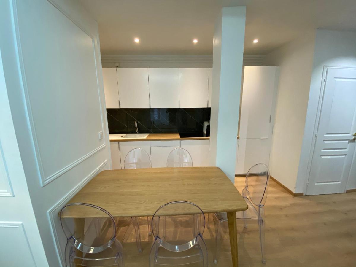 Lovely Spacious Large Patio Heart Of Monaco Бюсолей Екстериор снимка